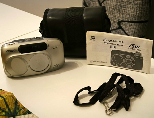 Minolta riva zoom - riva, explorer